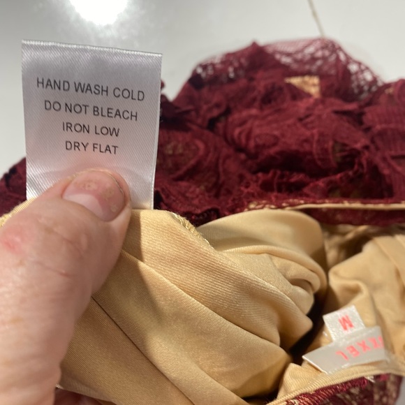 Luxxel Maroon Sheer Net Embroidered Floral Bodycon Dress With Nude Bodysuit M - Picture 13 of 15